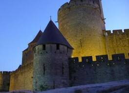 ヴィレッジ ポー トウス ギト オスタル