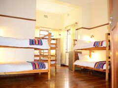 ア サンフラワー ストップ バックパッカーズ 写真