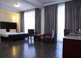 トリニティ ホテル 写真