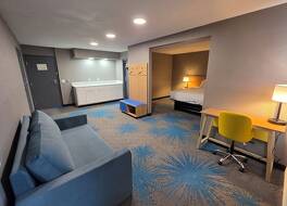 デイズイン by ウィンダム ウォーキガン 写真