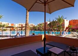 ジャズ マカディ オアシス リゾート 写真