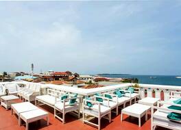 マル マル ホテル 写真