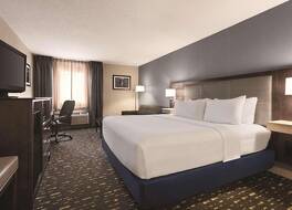 Country Inn & Suites by Radisson, Auburn, IN 写真