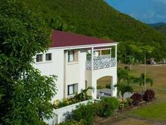 Mount Nevis Hotel 写真