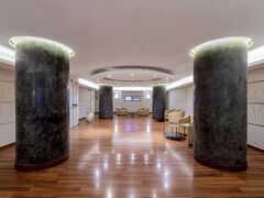 ホリデイ イン ナポリ バイ IHG 写真