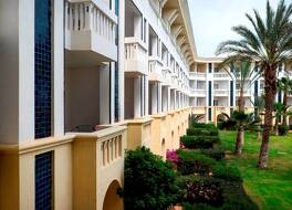 Medina Belisaire and Thalasso 写真