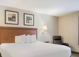 サバーバン スタジオズ フォート スミス