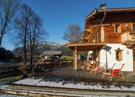 シャレー イン エルマウ ニア スキー スロープス 写真