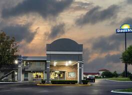 デイズ イン バイ ウィンダム クラークスビル テネシー