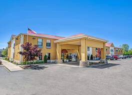 デイズ イン バイ ウィンダム グレート レイクス ネイバル ベース