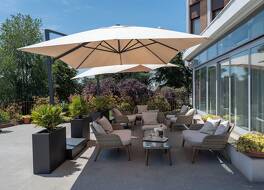 ホテル カールトン 写真