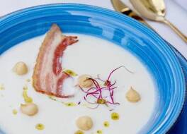 Red Baron Hotel & Restaurant 写真