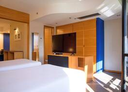 ゴールデン チューリップ ブラジリア アウヴォラーダ 写真