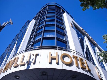 Hyllit Hotel 写真