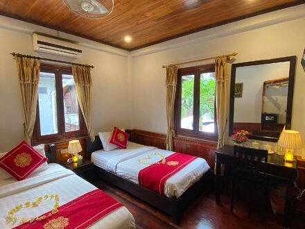 ゴールデン ロータス プレイス 写真