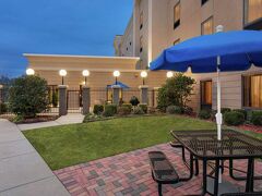 ハンプトン イン アンド スイーツ パイン ブラフ 写真