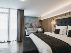 ザ クリスタル ヴァヤ ユニーク 写真