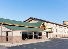 スーパー 8 バイ ウィンダム ミッチェル 写真