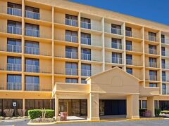 ラ キンタ イン & スイーツ バイ ウィンダム ナッシュビル エアポート / オープリーランド 写真