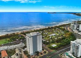 エロウェラ タワー ビーチフロント アパートメンツ