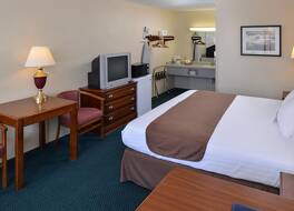 クオリティ イン & スイーツ バンダーリア ニア I-70 アンド ハイウェイ 51 写真