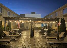 グリーンフィールド イン アンド スイーツ I65 エグジット 94