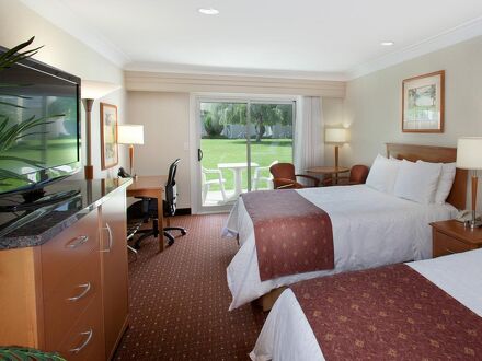 Best Western Plus Kelowna Hotel & Suites 写真