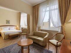 ラマダ バイ ウインダム プロウディフ トリモンティウム 写真