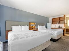 サバーバン スタジオズ ブランソン オン ザ ストリップ 写真