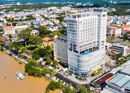 ダイヤモンド スターズ ベン トレ ホテル 写真