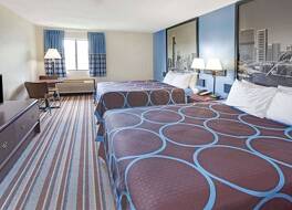 スーパー 8 バイ ウィンダム モニー 写真