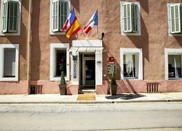 キリヤード ニーム サントル