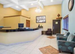 スーパー 8 バイ ウィンダム ノーマル ブルーミントン 写真