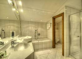 スポルトホテル ラードシュタット 写真