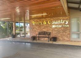 タウン アンド カントリー モーター イン フォーブス 写真