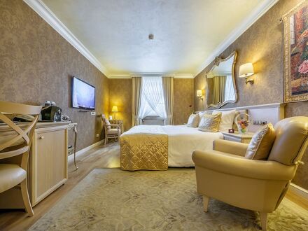 インペリアル ホテル & レストラン 写真