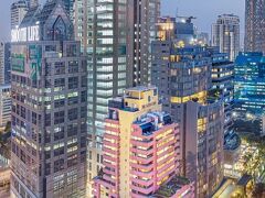 ザ クォーター サラデーン バイ UHG 写真