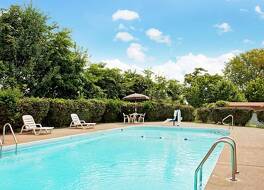 デイズ イン バイ ウィンダム クラークスビル テネシー 写真