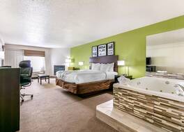 スポーツワールドブルバード近くのスリープイン＆スイーツ 写真