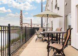 スリープ イン & スイーツ コロンバス サウス 写真