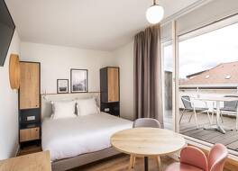 プリビロッジ ル ロイヤル 写真