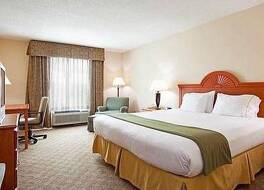 ホリデイ イン エクスプレス & スイーツ レノア シティ by IHG 写真