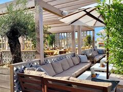 アレキサンダー ホテル 写真