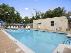 デイズ イン バイ ウィンダム ウエストエンド アレクサンドリア バージニア ワシントン DC エリア 写真