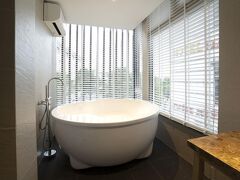 ミレニアム ヒューホテル 写真