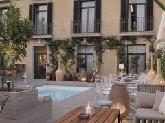 ホテル オアシス 写真