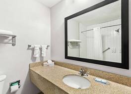 クオリティ イン ドライ リッジ 写真