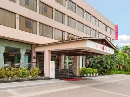 ラマダ プラザ バイ ウィンダム カラチ エアポート ホテル 写真