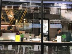 iサヌーク バンコク 写真