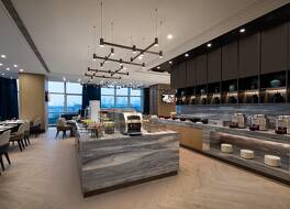 アスコット ニュー ディストリクト ウーシー 写真